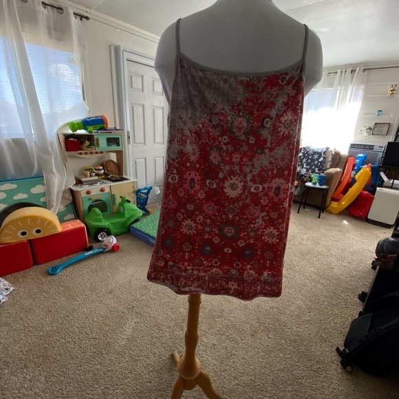 6 for$20 ♥️Red and gray tank top plus size - Picture 3 of 6